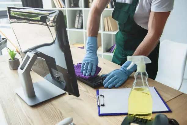 Professional Office Cleaning Checklist in Lake Placid, FL